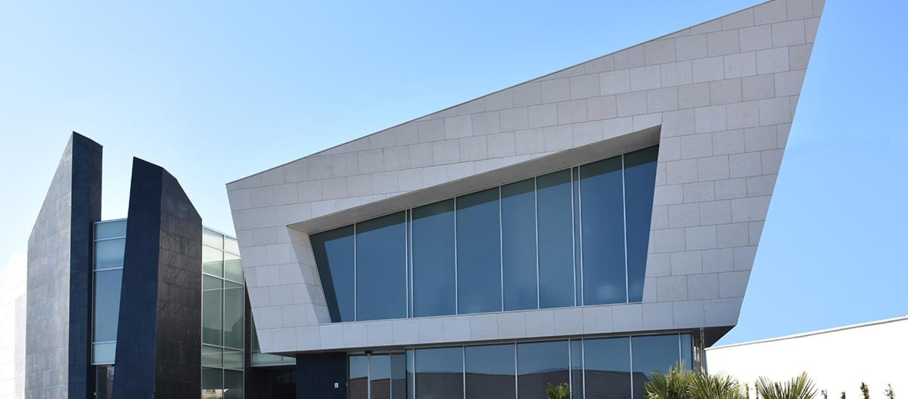 Nuevo-edificio-Bodegas-Paniza